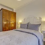 Bed & Breakfast Alayaz