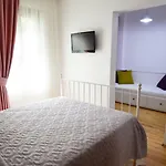 Alayaz Bed & Breakfast