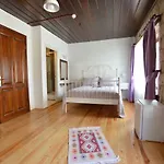 Couette-café Alayaz 3*