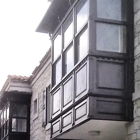 Alayaz Bed & Breakfast