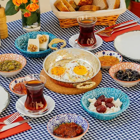 Bed & Breakfast Alayaz