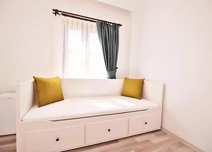 Couette-café Alayaz 3*