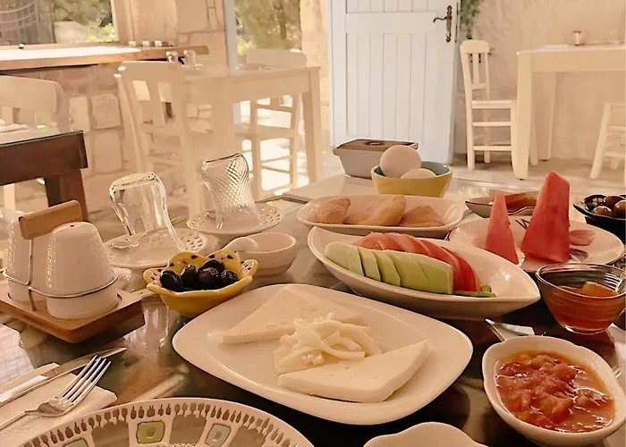 Couette-café Alayaz 3*