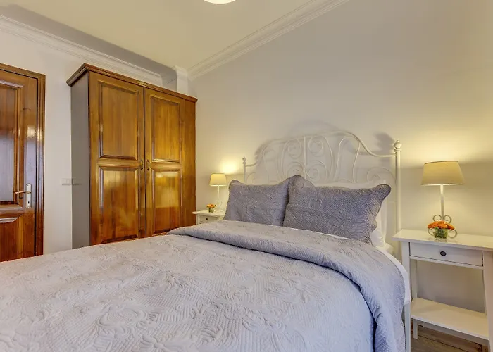 Bed & Breakfast Alayaz