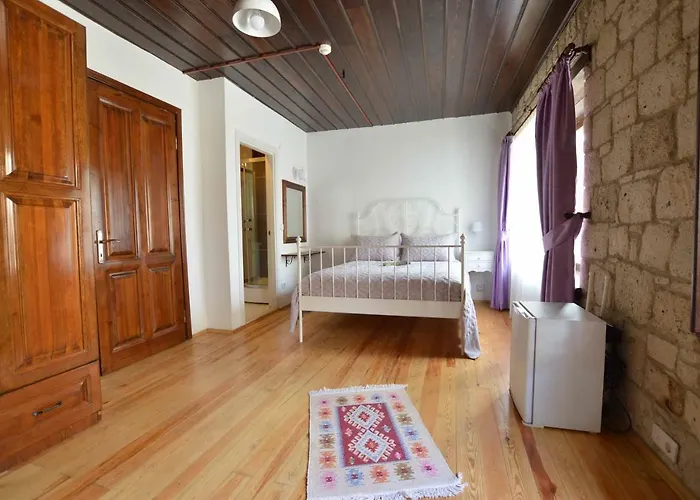 Couette-café Alayaz 3*